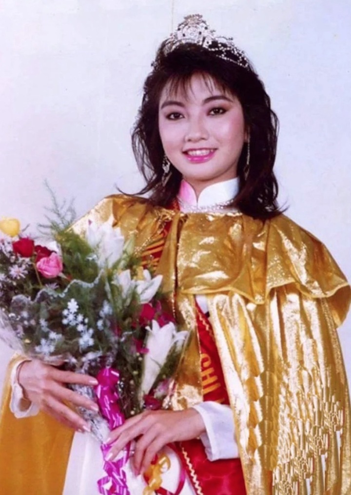 Hoa hậu Việt từng l&agrave; nữ ho&agrave;ng ảnh lịch, rời showbiz sống b&iacute; ẩn suốt 30 năm- Ảnh 1.