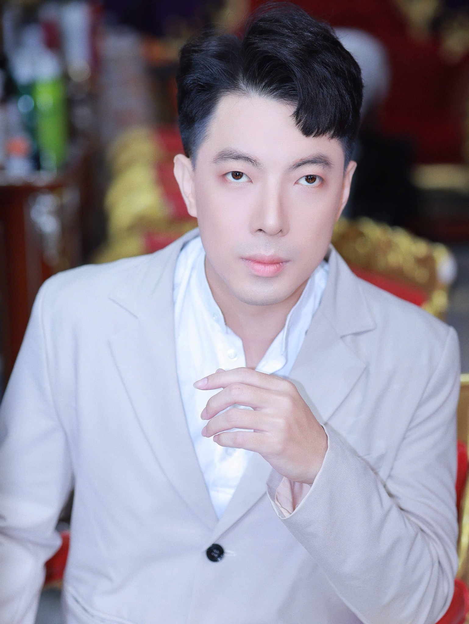 Nam ca sĩ Việt giải nghệ v&igrave; bệnh tật: Chưa kịp nổi tiếng th&igrave; mắc ung thư, trở th&agrave;nh người khiếm thị vẫn đi h&aacute;t  - Ảnh 4.