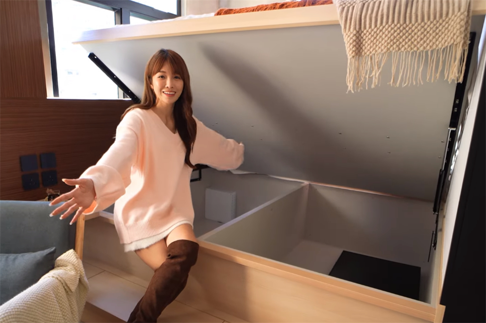 Cặp vợ chồng cải tạo căn hộ 24m&sup2; với 7 cửa sổ: Đổi chỗ bếp v&agrave; nh&agrave; tắm, bỏ lu&ocirc;n sofa m&agrave; nh&agrave; vẫn tho&aacute;ng bất ngờ- Ảnh 8.
