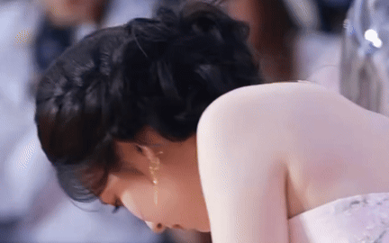Mới c&oacute; 1 mỹ nh&acirc;n cổ trang Việt khiến netizen than trời v&igrave; diễn bằng cơ h&agrave;m, nh&igrave;n đến g&oacute;c nghi&ecirc;ng m&agrave; cạn lời- Ảnh 1.