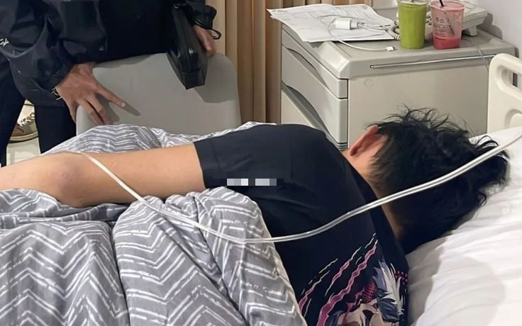 C&ocirc; g&aacute;i 27 tuổi dại dột uống 800 vi&ecirc;n thuốc/ng&agrave;y, k&eacute;o d&agrave;i 4 năm dẫn đến hỏng thận, cắt bỏ đại tr&agrave;ng - Ảnh 3.