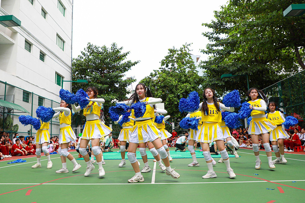 Chương trình AP: “Bệ phóng” đưa nữ sinh Asian School vươn ra thế giới - Ảnh 4. Chương trình AP: “Bệ phóng” đưa nữ sinh Asian School vươn ra thế giới - Ảnh 4.