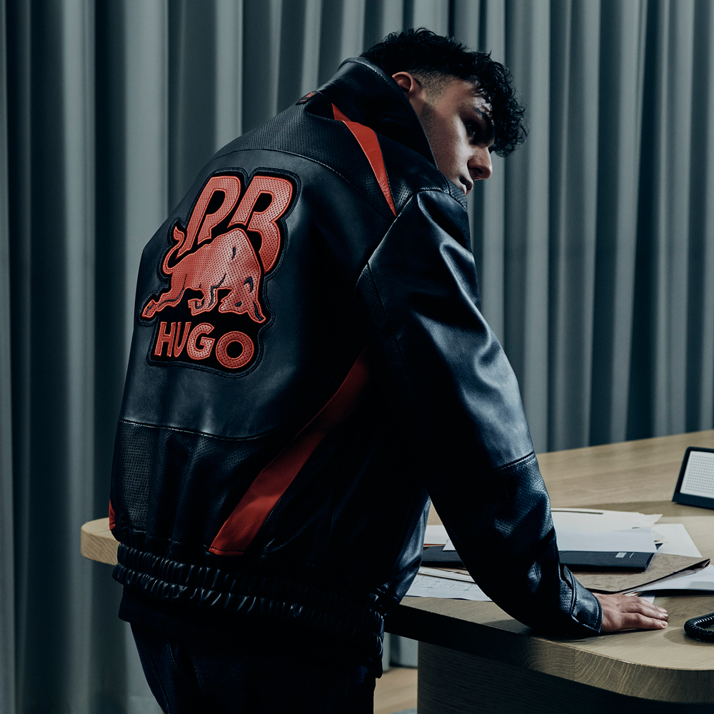 HUGO X RB: Gu thẩm mỹ của kẻ dẫn đầu - Ảnh 6. HUGO X RB: Gu thẩm mỹ của kẻ dẫn đầu - Ảnh 6.