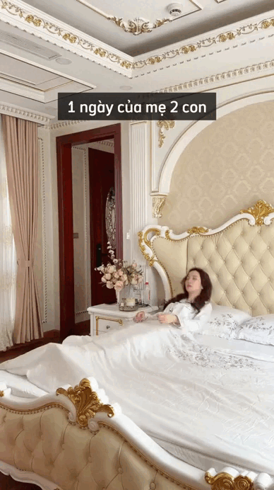 "Ph&uacute; b&agrave;" 34 tuổi trẻ đẹp như g&aacute;i 18: Được chồng y&ecirc;u chiều, sống cuộc đời xa hoa trong dinh thự S&agrave;i th&agrave;nh lộng lẫy- Ảnh 11.