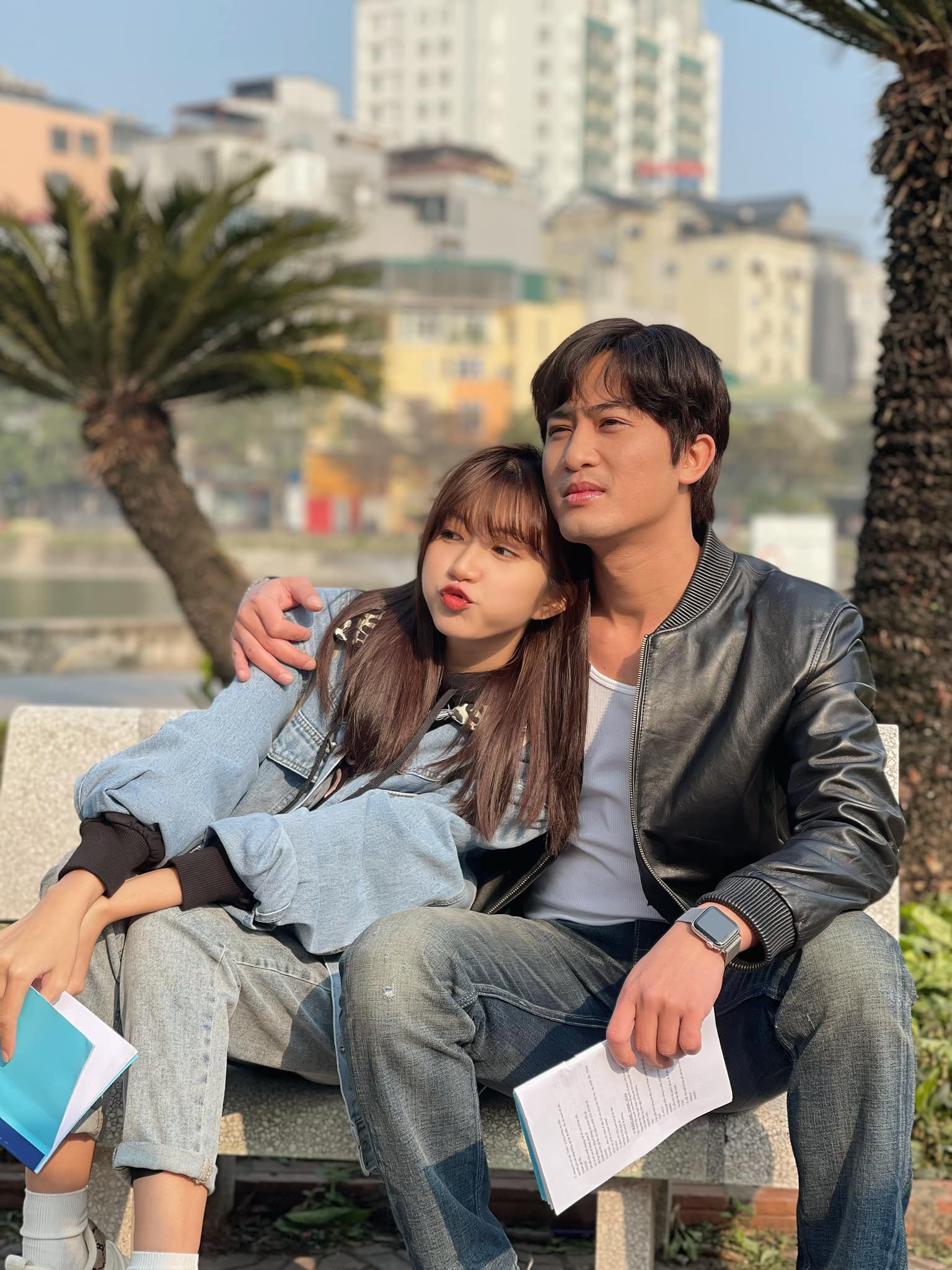 Phát hiện nữ diễn viên phim giờ vàng đẹp vô thực: Visual khi "tắt app" vẫn sáng bừng, hé lộ danh tính chồng kém 1 tuổi- Ảnh 2. Phát hiện nữ diễn viên phim giờ vàng đẹp vô thực: Visual khi "tắt app" vẫn sáng bừng, hé lộ danh tính chồng kém 1 tuổi- Ảnh 2.