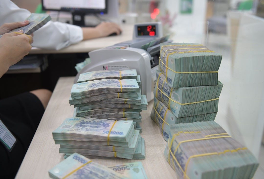 L&atilde;i suất tiết kiệm ng&agrave;y 1/6: Bảng l&atilde;i suất Agribank, Vietcombank, BIDV, VietinBank, Sacombank, HDBank, MB,... mới nhất đầu th&aacute;ng 6- Ảnh 1.