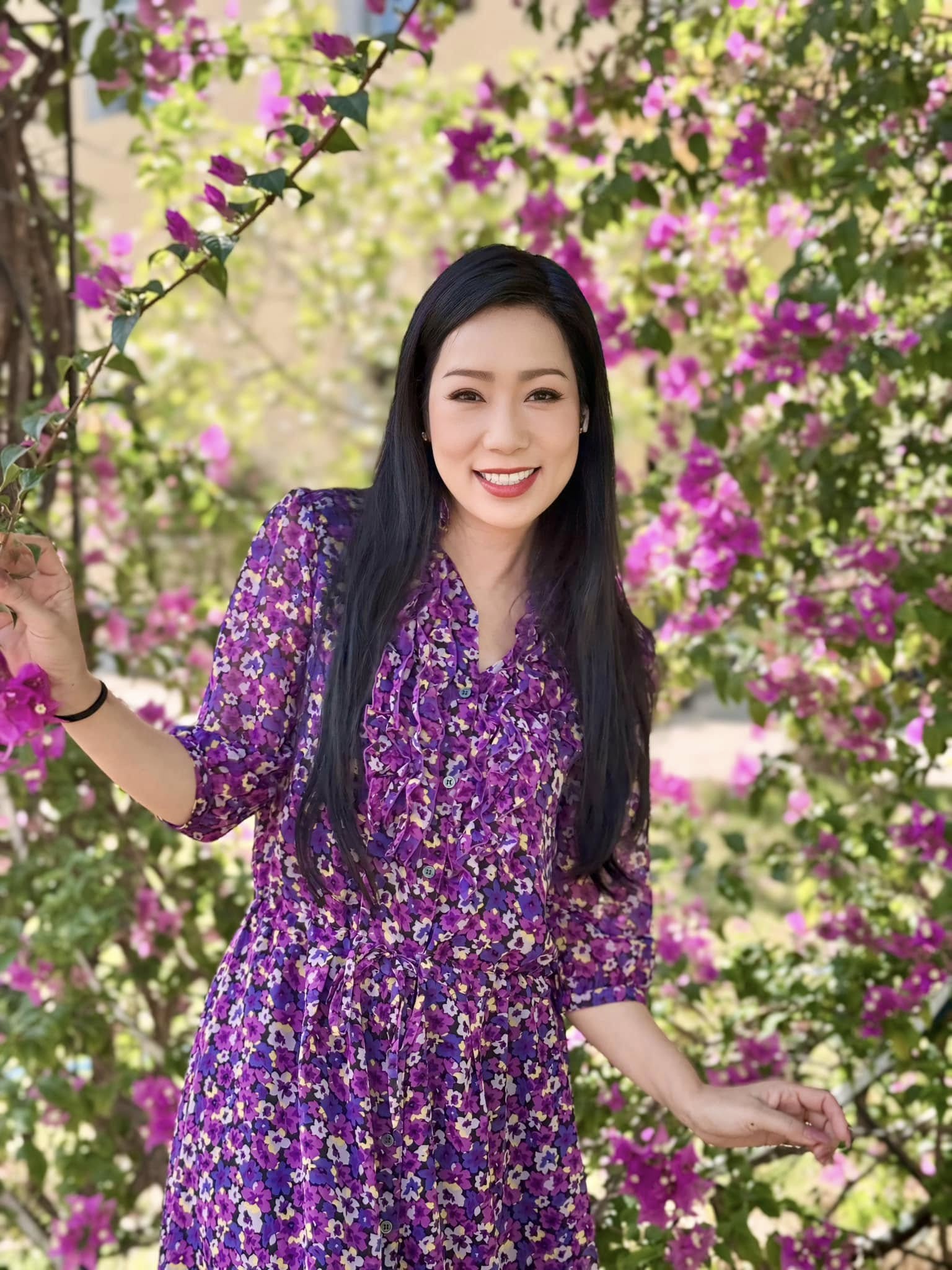 Nhan sắc nữ NSND vừa l&ecirc;n chức chủ tịch, được đại gia y&ecirc;u say đắm suốt 25 năm- Ảnh 3.