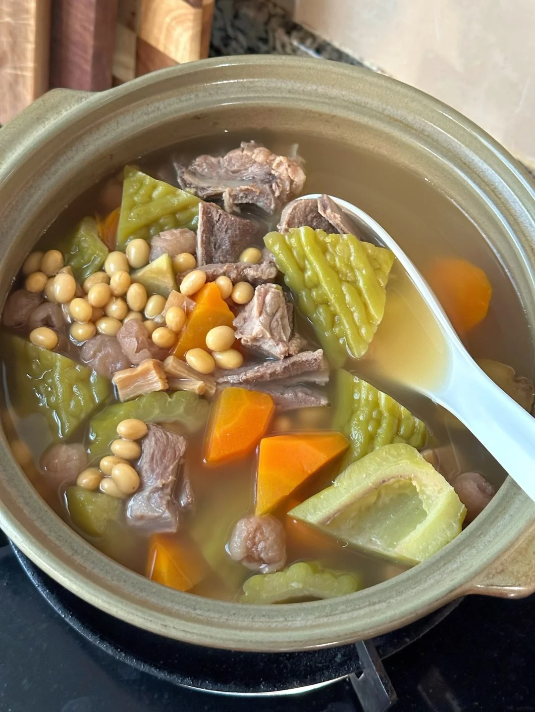 Mất ngủ, miệng đắng, da nổi mụn sau những đ&ecirc;m thức khuya: C&ocirc;ng thức canh "thanh m&agrave; kh&ocirc;ng h&agrave;n, bổ m&agrave; kh&ocirc;ng n&oacute;ng" được nhiều chị em truyền nhau- Ảnh 5.