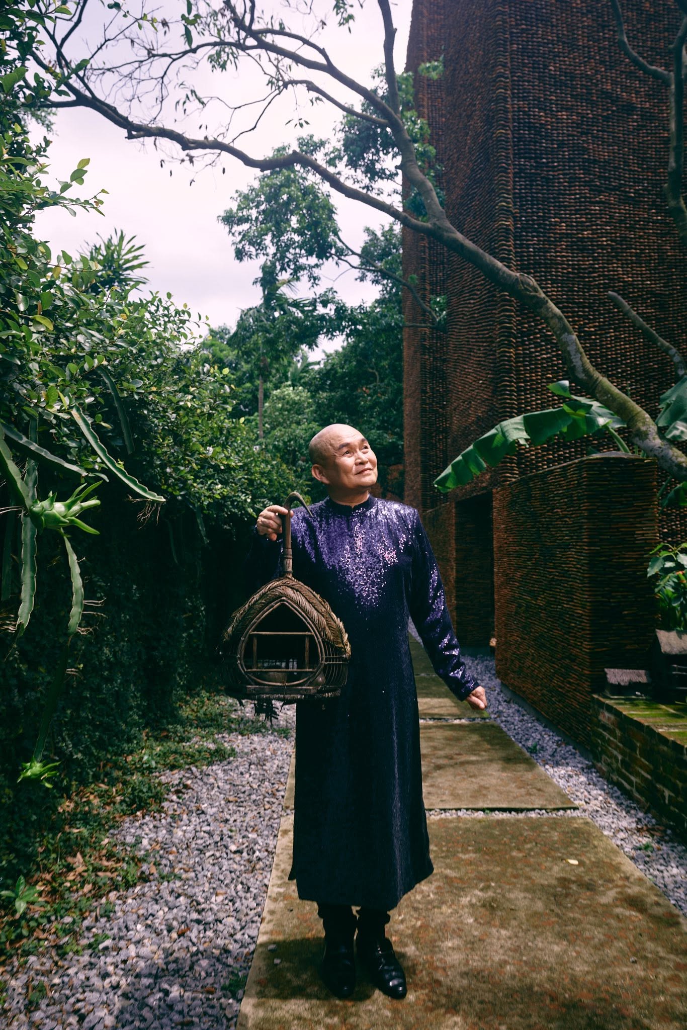 Nam nghệ sĩ cả nước biết mặt từng phải bu&ocirc;n đồng n&aacute;t sống qua ng&agrave;y, giờ ở biệt phủ lọt Top 14 kiến tr&uacute;c ấn tượng nhất thế giới- Ảnh 4.