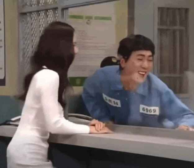 Sự hết thời của c&ocirc;ng ch&uacute;a băng l&atilde;nh số 1 showbiz: Ra nhạc kh&ocirc;ng ai xem, đi show l&agrave;m tr&ograve; kh&oacute; coi  - Ảnh 4.