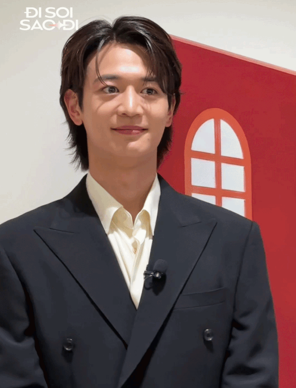 Minho (SHINee) "oanh tạc" sự kiện tại Việt Nam: Visual hack cam thường, zoom cận tới đ&acirc;u cũng thấy như phim điện ảnh - Ảnh 2.