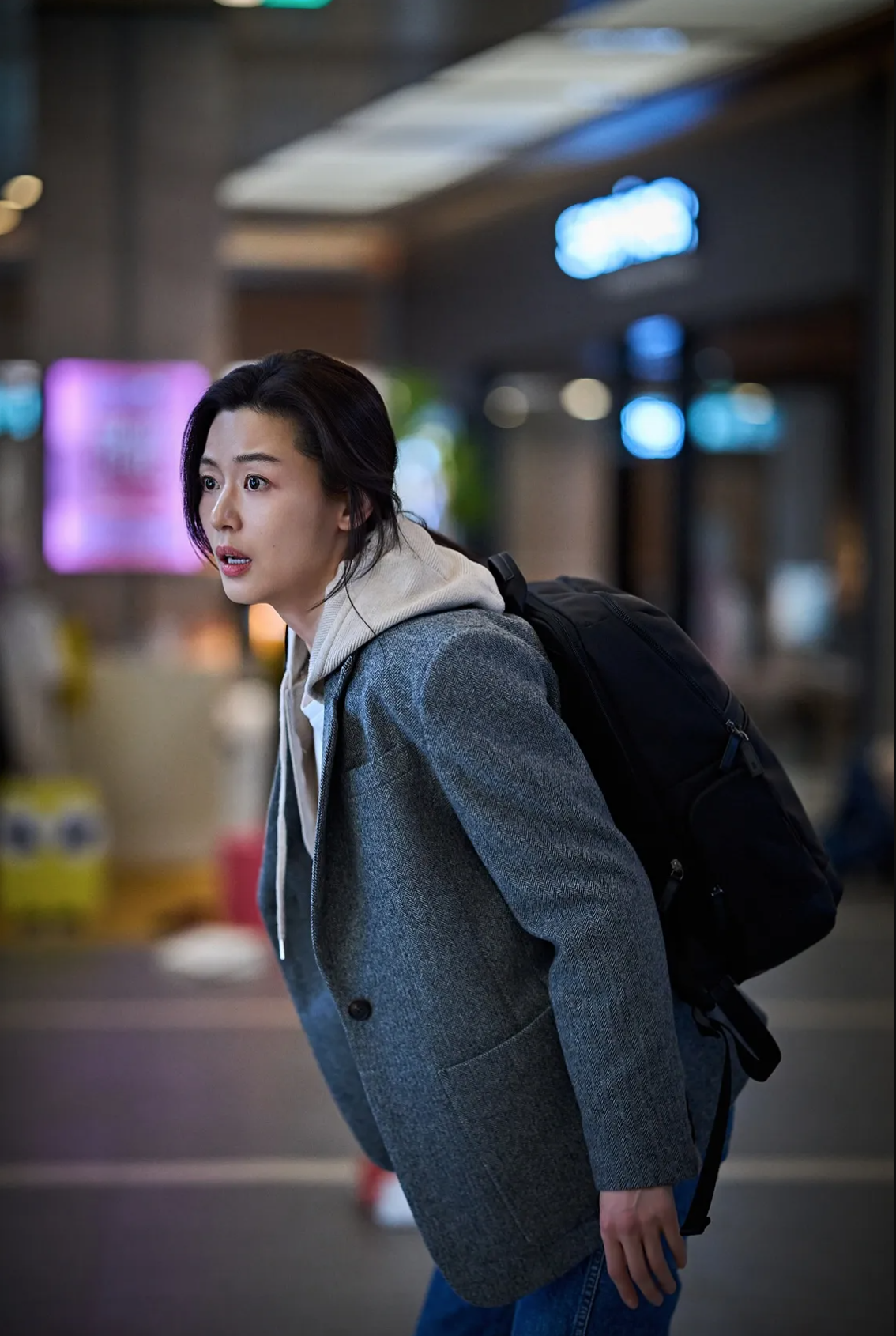 10 năm mới lại có phim Hàn hay như Train to Busan: Nữ chính là "phao chống flop", cơn lốc quét ngang toàn cầu- Ảnh 4. 10 năm mới lại có phim Hàn hay như Train to Busan: Nữ chính là "phao chống flop", cơn lốc quét ngang toàn cầu- Ảnh 4.