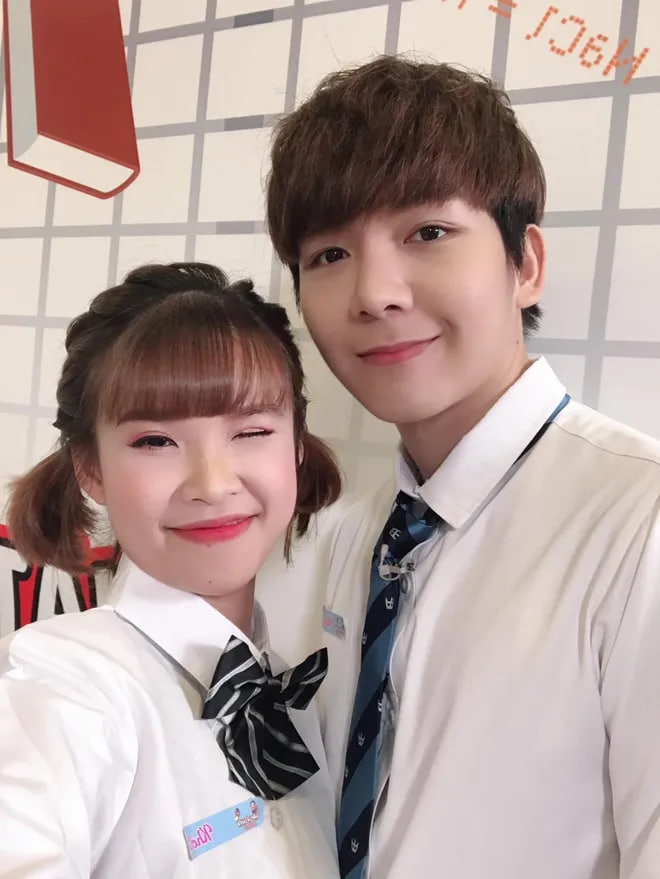 Mỹ nh&acirc;n nổi tiếng nhất miền T&acirc;y: Phim ca nhạc trăm triệu view, đang được cả nước y&ecirc;u mến bỗng lấy chồng rồi biến mất - Ảnh 4.