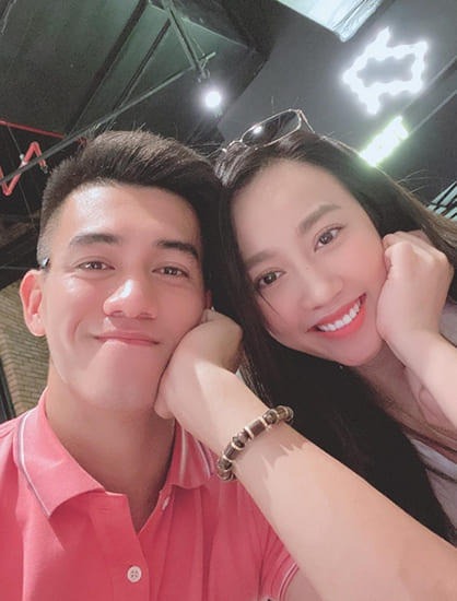 "Mợ Hai" đang hot nhất m&agrave;n ảnh Việt: Nổi tiếng sau 1 đ&ecirc;m nhờ Sơn T&ugrave;ng , từng hẹn h&ograve; cầu thủ Tiến Linh- Ảnh 6.