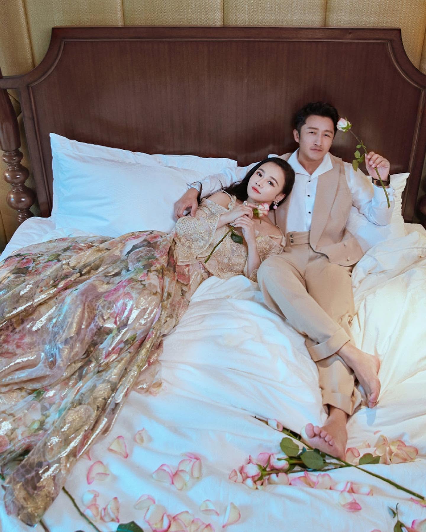 Mỹ nh&acirc;n showbiz v&agrave; chồng tuyển thủ quốc gia rạn nứt, sắp dắt nhau ra đường sống v&igrave; ti&ecirc;u sạch 730 tỷ- Ảnh 4.