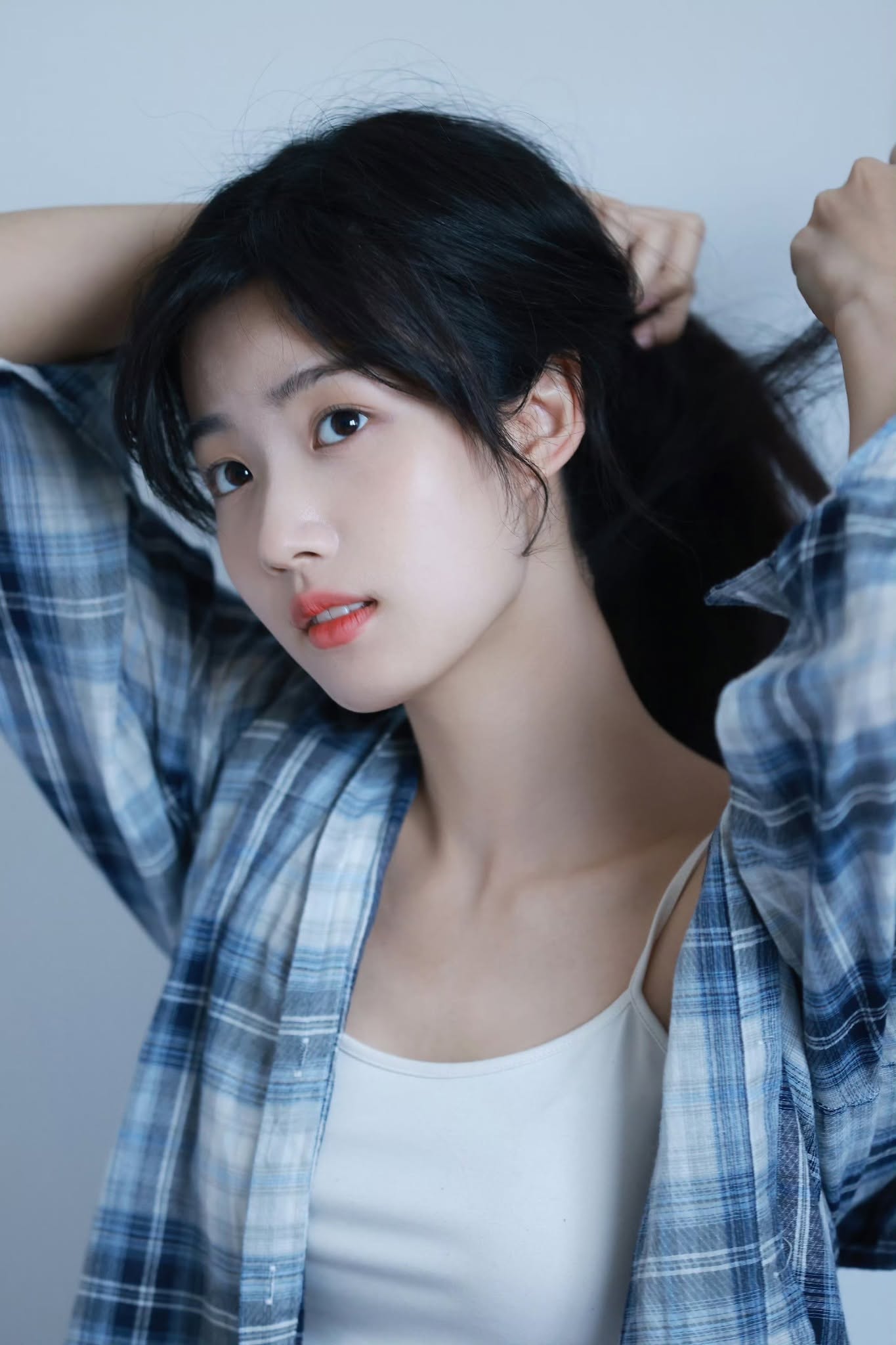 Điền Hi Vi, Lư Dục Hiểu, L&yacute; Lan Địch: Thế cờ "tiến tho&aacute;i lưỡng nan" của lứa tiểu hoa đang l&ecirc;n v&agrave; cuộc chiến phi&ecirc;n vị khốc liệt- Ảnh 4.