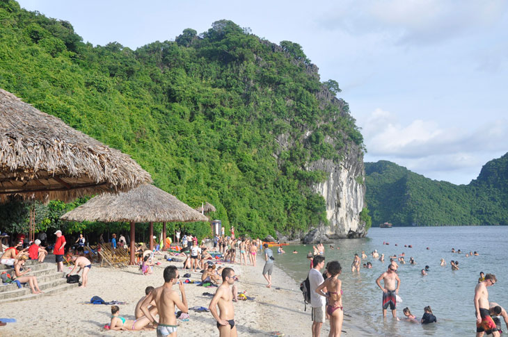 Kh&ocirc;ng phải Mỹ Kh&ecirc;, đ&acirc;y mới l&agrave; đại diện duy nhất của Việt Nam lọt top 100 b&atilde;i biển đẹp nhất thế giới - Ảnh 2.
