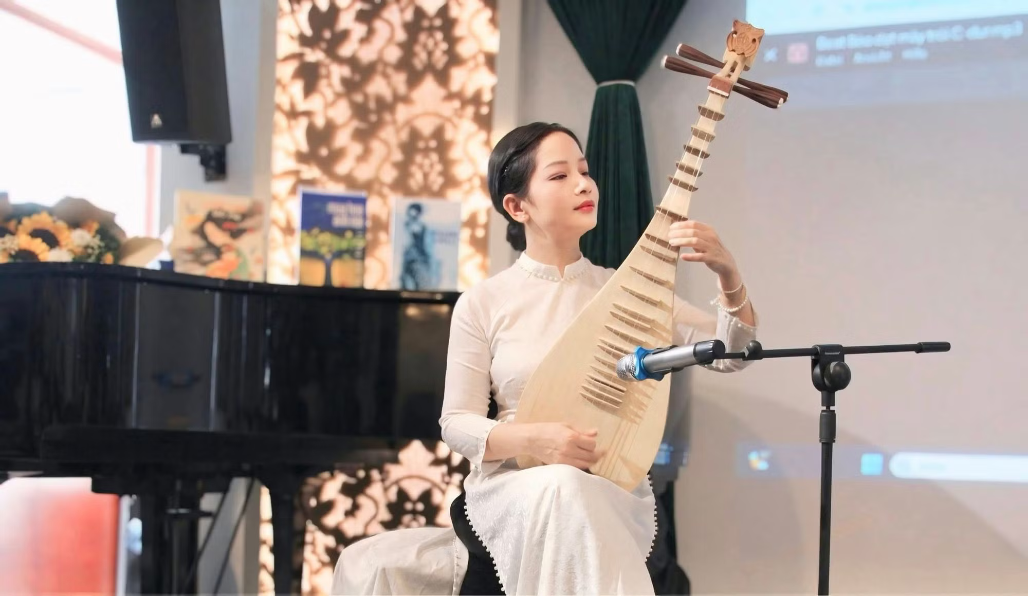 Mỹ nh&acirc;n đẹp nhất Ph&iacute;a Trước L&agrave; Bầu Trời trẻ m&atilde;i kh&ocirc;ng gi&agrave; sau 20 năm, bỏ nghề sống c&ocirc; độc ở tuổi 40 - Ảnh 6.