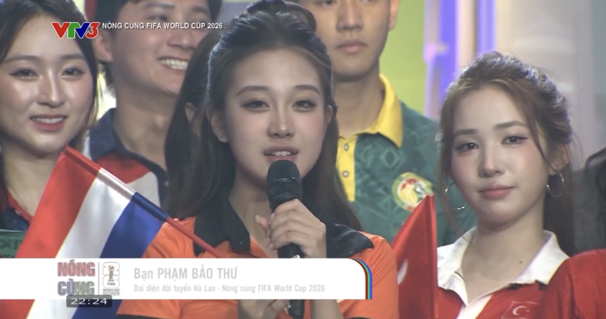 D&agrave;n người đẹp N&oacute;ng c&ugrave;ng FIFA World Cup 2026 lộ diện: C&oacute; 1 mỹ nh&acirc;n l&ecirc;n TV c&ograve;n đẹp hơn ảnh tự đăng - Ảnh 2.