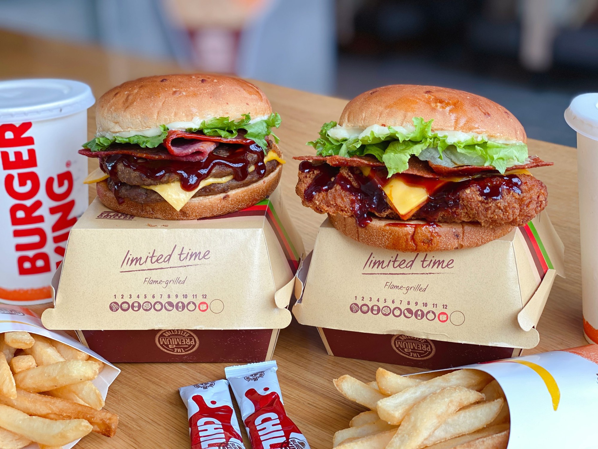 Tiền đâu ra mà rủ nhau ăn sang, giờ dân văn phòng chỉ ăn 1 mình, salad hoặc bánh mì kẹp cho xong- Ảnh 2. Tiền đâu ra mà rủ nhau ăn sang, giờ dân văn phòng chỉ ăn 1 mình, salad hoặc bánh mì kẹp cho xong- Ảnh 2.