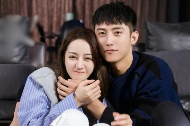 Hot nhất Weibo: Địch Lệ Nhiệt Ba lộ bằng chứng hẹn h&ograve; thiếu gia k&eacute;m 8 tuổi - Ảnh 11.