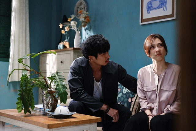 Không tin nổi phim của Trấn Thành lọt top Netflix suốt 1,5 năm: Cảnh kết viral trở lại vì đẹp đến đau lòng- Ảnh 6. Không tin nổi phim của Trấn Thành lọt top Netflix suốt 1,5 năm: Cảnh kết viral trở lại vì đẹp đến đau lòng- Ảnh 6.