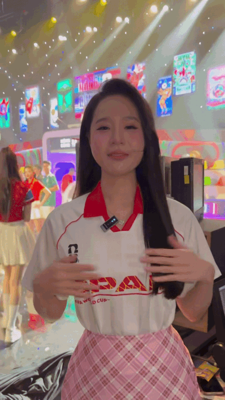 Đầu quân cho VTV sau khi lọt top 10 Hoa hậu, mỹ nhân 1m73 nay dẫn Nóng cùng World Cup: Visual khó đoán tuổi- Ảnh 1. Đầu quân cho VTV sau khi lọt top 10 Hoa hậu, mỹ nhân 1m73 nay dẫn Nóng cùng World Cup: Visual khó đoán tuổi- Ảnh 1.