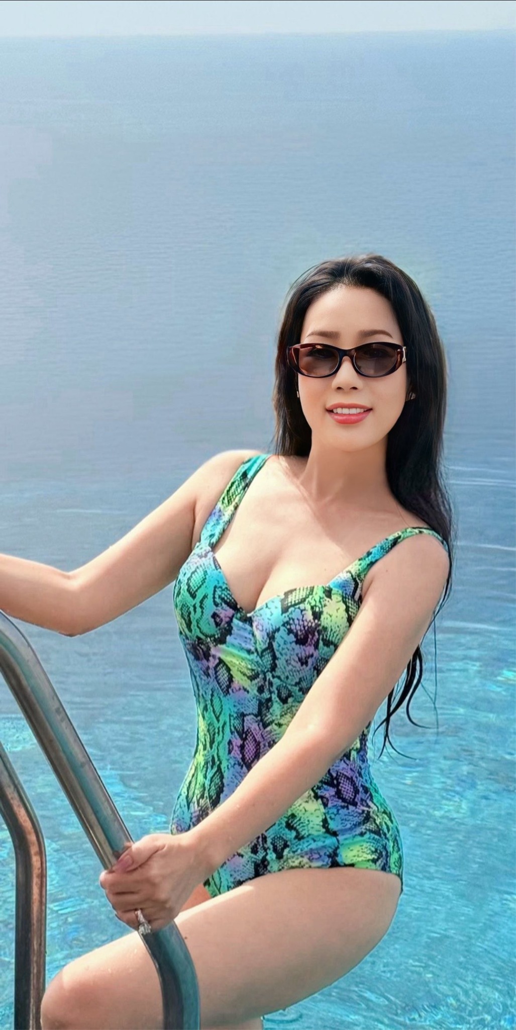&Aacute; hậu duy nhất l&agrave;m Chủ tịch s&acirc;n khấu kịch: U60 vẫn đẹp đỉnh, từng gặp sự cố bị đạn bắn s&aacute;t gần tim- Ảnh 6.