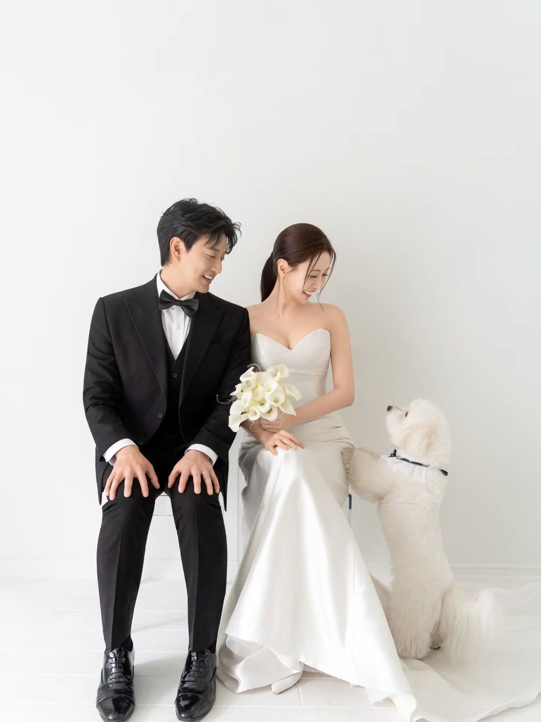 Nam diễn vi&ecirc;n ly h&ocirc;n vợ qua điện thoại c&ograve;n coi đ&agrave;ng g&aacute;i như người gi&uacute;p việc, nay cưới vợ mới xinh như hoa- Ảnh 2.