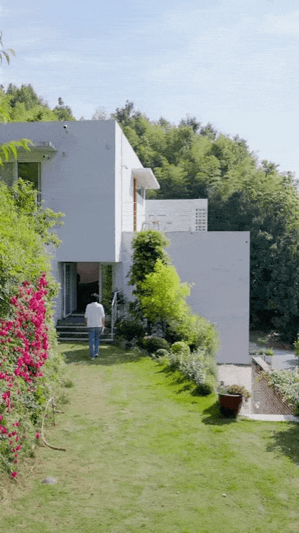 Ch&agrave;ng trai 30 tuổi về qu&ecirc; x&acirc;y nh&agrave; rộng 760m2, 3 tầng: H&agrave;ng x&oacute;m ch&ecirc; 