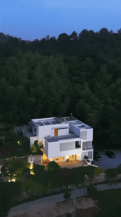 Ch&agrave;ng trai 30 tuổi về qu&ecirc; x&acirc;y nh&agrave; rộng 760m2, 3 tầng: H&agrave;ng x&oacute;m ch&ecirc; 