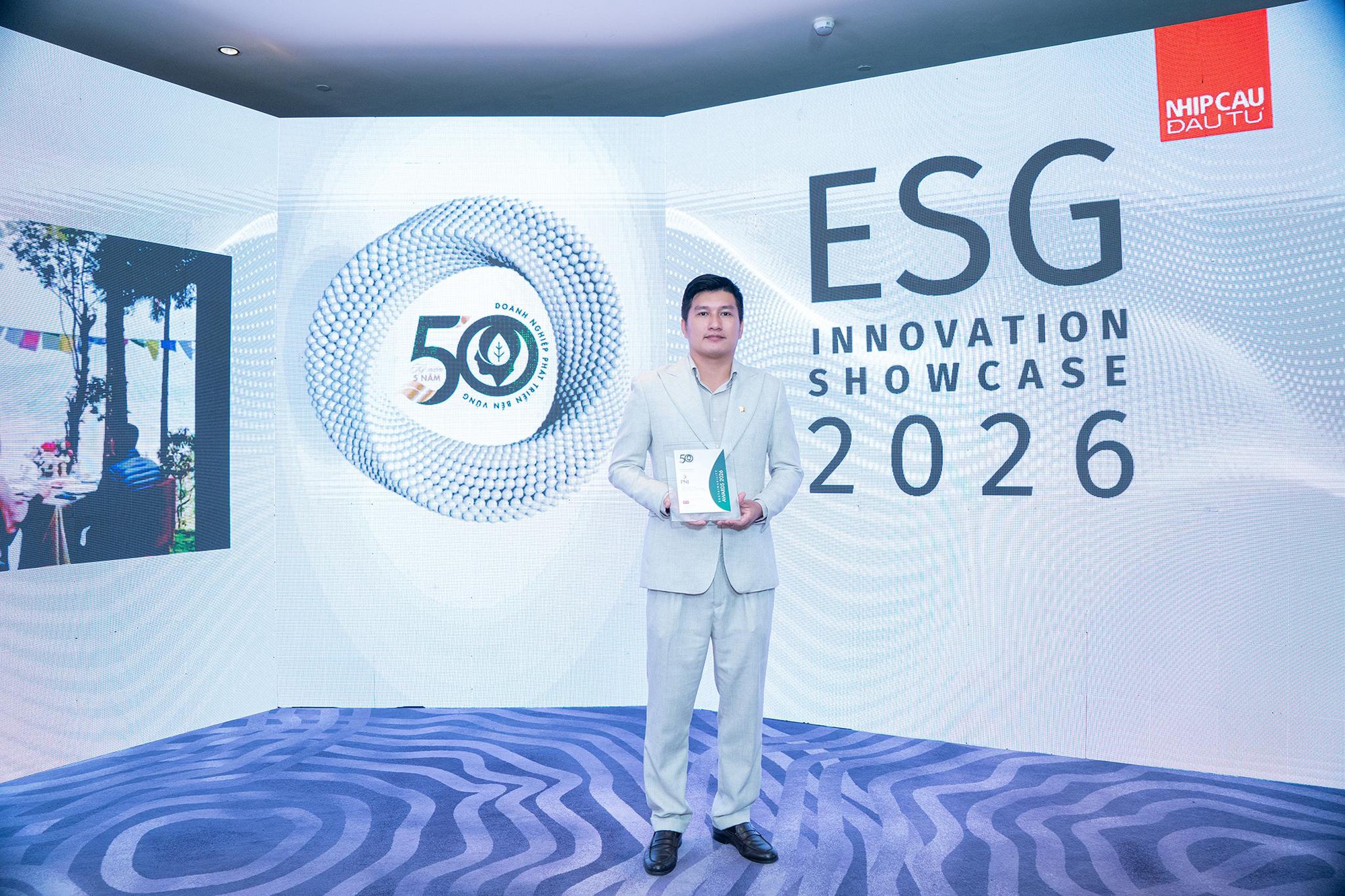 PNJ ba lần lập hat-trick ESG tại top 50 CSA - Ảnh 2.