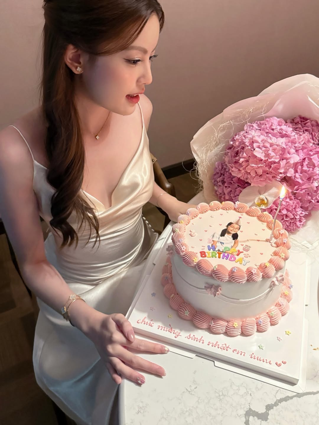 Tăng Mỹ H&agrave;n - HIEUTHUHAI 4 năm sinh nhật tặng đ&uacute;ng 1 kiểu qu&agrave;, y&ecirc;u đương nh&agrave;m ch&aacute;n?- Ảnh 2.