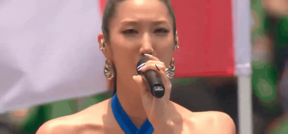 Mỹ nh&acirc;n qu&aacute; khứ bị từ chối v&agrave; c&uacute; đổi đời l&agrave;m n&ecirc;n lịch sử, từ Grammy, Oscar đến World Cup chiếm trọn spotlight - Ảnh 3.