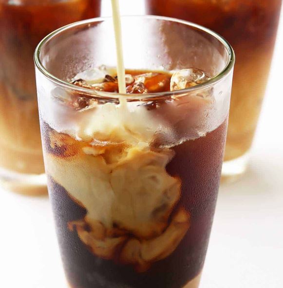 Uống c&agrave; ph&ecirc; kiểu n&agrave;y mỗi ng&agrave;y, người đ&agrave;n &ocirc;ng 37 tuổi "sốc nặng" khi đi kh&aacute;m- Ảnh 1.