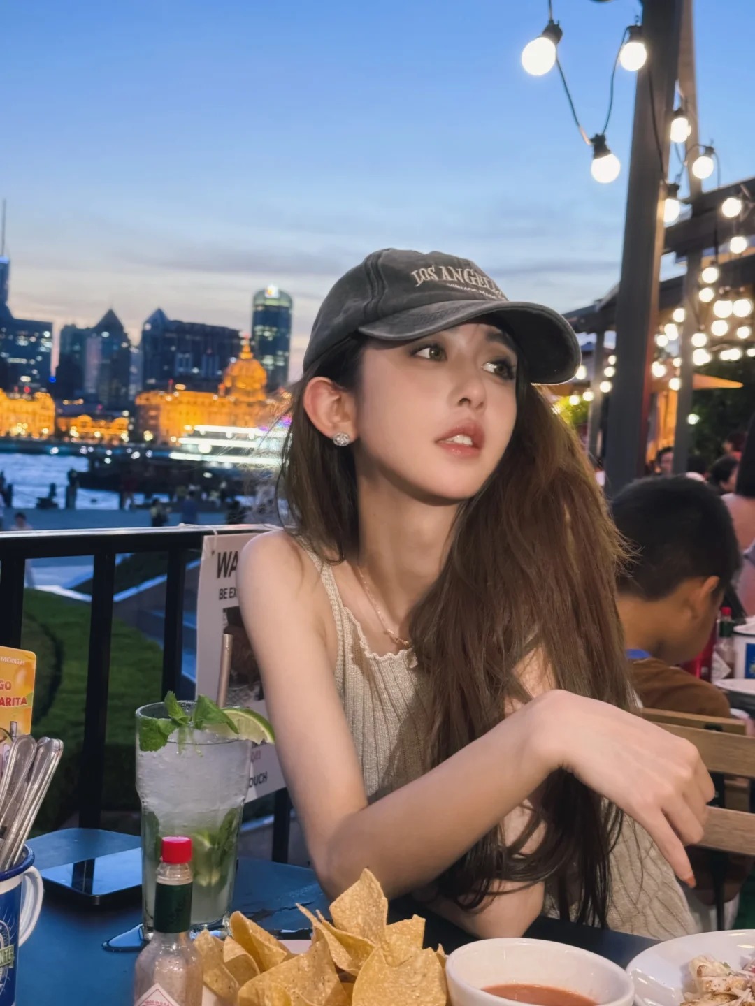 Mỹ nh&acirc;n đời đầu b&iacute; mật sinh con cho đại gia k&iacute;n tiếng: Hiện tại ly h&ocirc;n, ng&agrave;y đ&ecirc;m b&aacute;n h&agrave;ng kiếm sống- Ảnh 8.