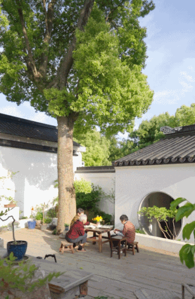 Vợ chồng gi&aacute;o vi&ecirc;n về qu&ecirc; x&acirc;y nh&agrave; 1.000m&sup2; th&agrave;nh nơi chung sống 3 thế hệ: Mẹ chồng ban đầu phản đối cuối c&ugrave;ng lại h&agrave;i l&ograve;ng nhất- Ảnh 12.