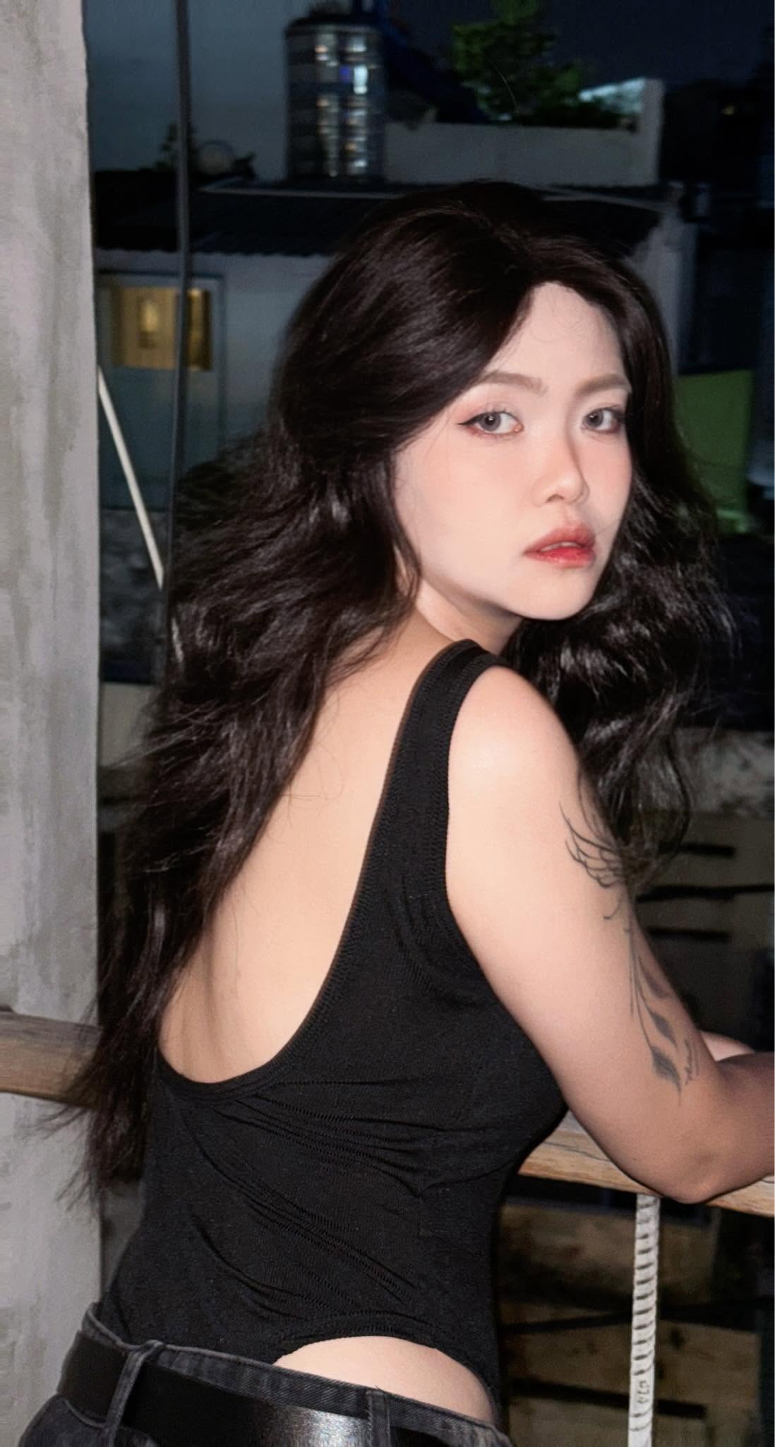 Nữ diễn vi&ecirc;n Việt duy nhất d&aacute;m cạo trọc đầu để c&oacute; vẻ đẹp độc bản, visual ngo&agrave;i đời xinh gấp ng&agrave;n lần tr&ecirc;n phim- Ảnh 9.
