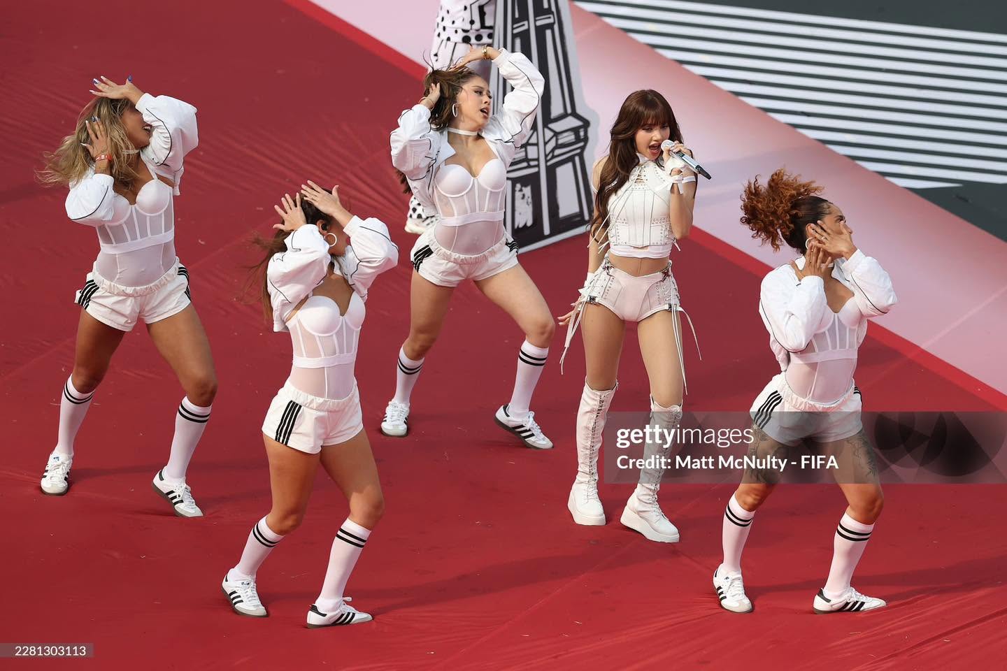 "Hung thần" Getty Images v&agrave;o cuộc lật tẩy nhan sắc thật của Lisa (BLACKPINK) tại lễ khai mạc World Cup 2026- Ảnh 6.