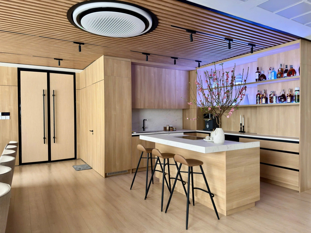 Mỹ nh&acirc;n Vbiz từng l&agrave; "tr&ograve; cưng" của Kh&aacute;nh Thi - Phan Hiển: 30 tuổi ở biệt thự 1.000m&sup2;, sống cuộc đời đ&aacute;ng mơ ước- Ảnh 6.