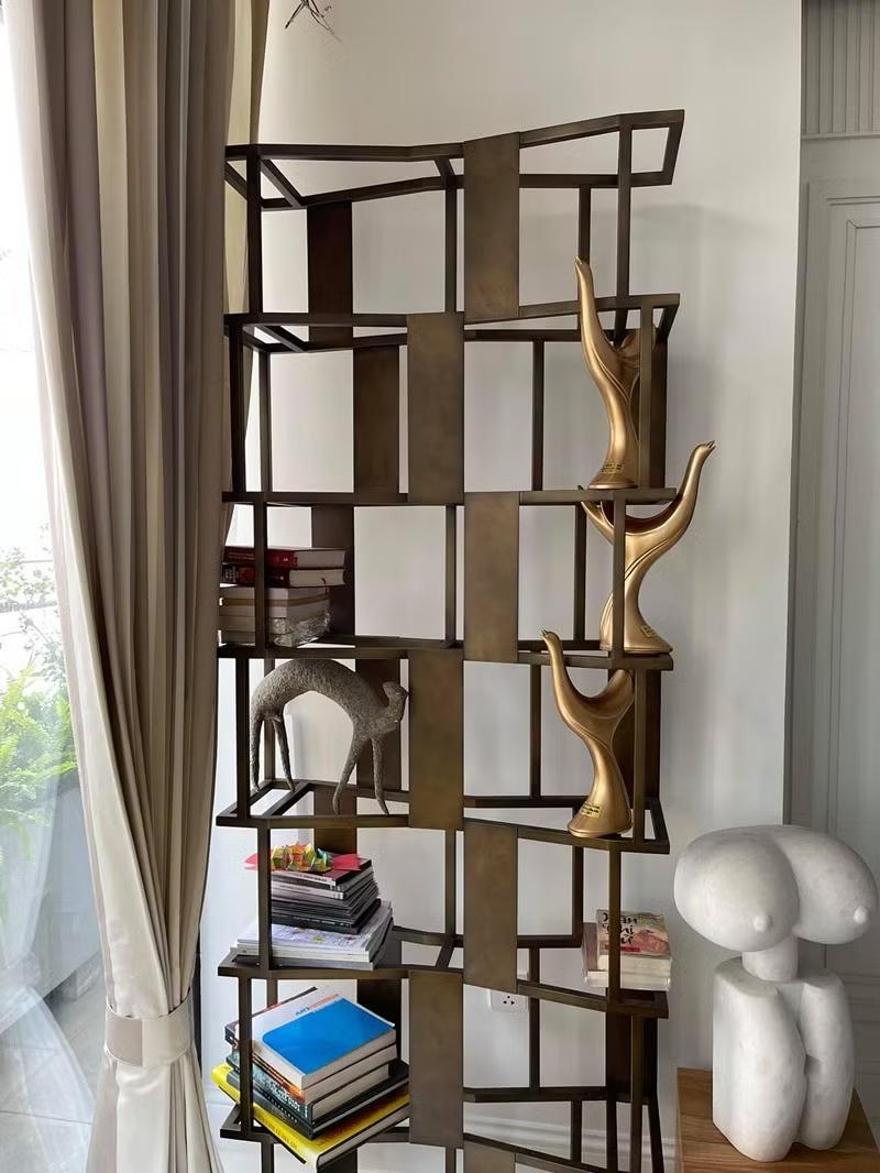 Nam nghệ sĩ Việt cưới vợ hơn 2 tuổi: Sống trong căn hộ view nh&igrave;n thẳng Hồ T&acirc;y, mới tậu th&ecirc;m 2 BĐS hạng sang- Ảnh 5.