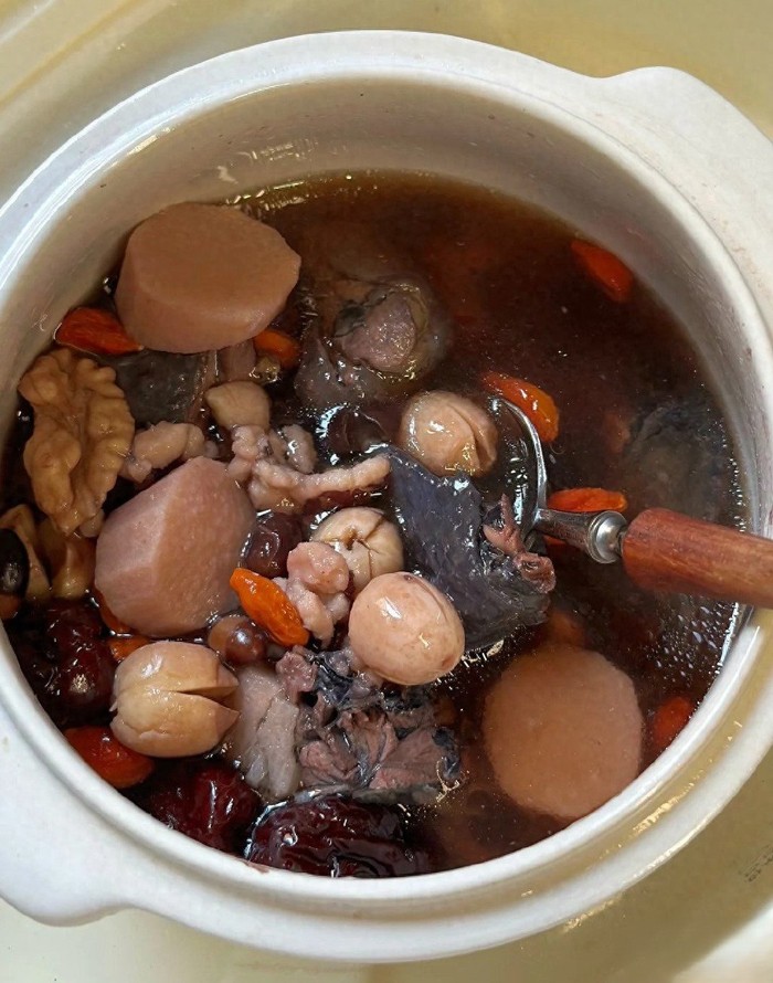 Đ&acirc;y ch&iacute;nh l&agrave; m&oacute;n ăn bổ thận tuyệt vời nhất: ăn 3 lần mỗi tuần sẽ nu&ocirc;i dưỡng thận, tr&agrave;n đầy năng lượng v&agrave; tr&ocirc;ng trẻ trung hơn tuổi- Ảnh 4.