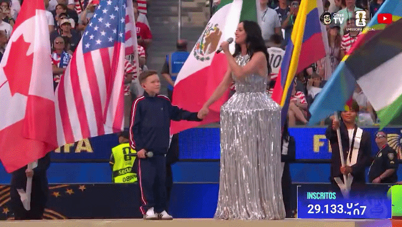 Katy Perry mặc g&igrave; ở lễ khai mạc World Cup thế n&agrave;y?- Ảnh 2.