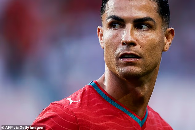 Khoa học xếp hạng Top cầu thủ đẹp trai nhất World Cup 2026: Vị trí của Ronaldo gây sốc, Messi còn không lọt Top 100- Ảnh 1. Khoa học xếp hạng Top cầu thủ đẹp trai nhất World Cup 2026: Vị trí của Ronaldo gây sốc, Messi còn không lọt Top 100- Ảnh 1.