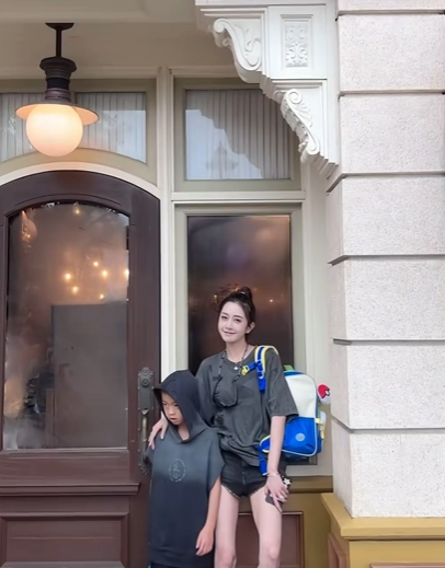 Mỹ nh&acirc;n đời đầu b&iacute; mật sinh con cho đại gia k&iacute;n tiếng: Hiện tại ly h&ocirc;n, ng&agrave;y đ&ecirc;m b&aacute;n h&agrave;ng kiếm sống- Ảnh 6.