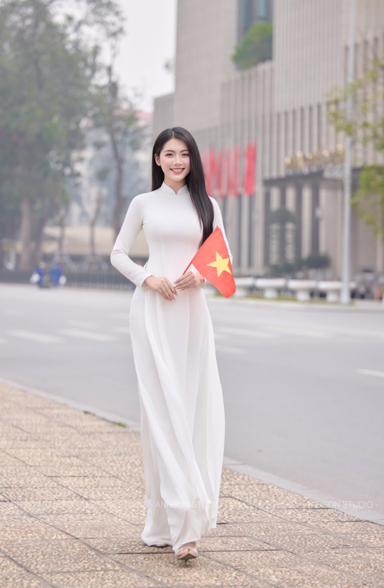 G&aacute;i xinh 2k2 để mặt mộc được v&iacute; như Ha Ji Won Việt Nam- Ảnh 7.