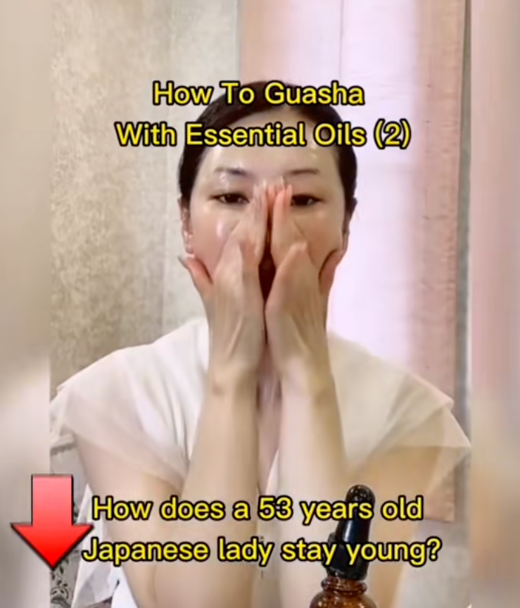 L&agrave;n da tuổi U60 vẫn căng b&oacute;ng, hồng h&agrave;o: Người phụ nữ Nhật Bản duy tr&igrave; một "chi&ecirc;u" n&acirc;ng cơ đơn giản suốt h&agrave;ng chục năm- Ảnh 7.