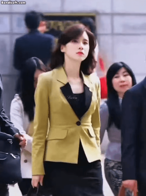 Khó tin mỹ nhân có gu thời trang đi trước thời đại 13 năm: Visual sang xịn sáng choang màn hình, đẹp gì mà đẹp dữ- Ảnh 2. Khó tin mỹ nhân có gu thời trang đi trước thời đại 13 năm: Visual sang xịn sáng choang màn hình, đẹp gì mà đẹp dữ- Ảnh 2.
