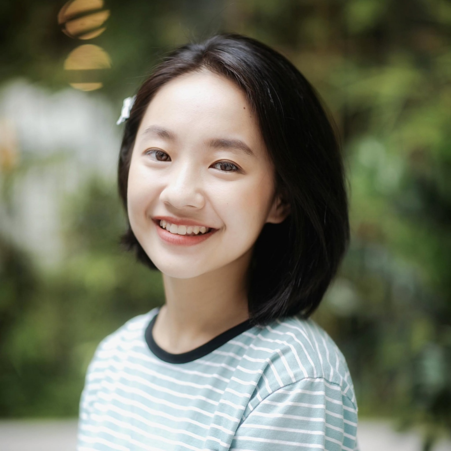Gọi đây là mỹ nhân trong trẻo nhất Việt Nam có đúng không: Visual như ánh trăng sáng, cười lên tươi hơn mặt trời- Ảnh 1. Gọi đây là mỹ nhân trong trẻo nhất Việt Nam có đúng không: Visual như ánh trăng sáng, cười lên tươi hơn mặt trời- Ảnh 1.