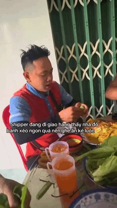 Thợ x&acirc;y được đ&atilde;i m&acirc;m cua, shipper quen được gọi v&ocirc; ăn cơm: Một kiểu hiếu kh&aacute;ch rất miền T&acirc;y khiến d&acirc;n mạng th&iacute;ch th&uacute;- Ảnh 3.